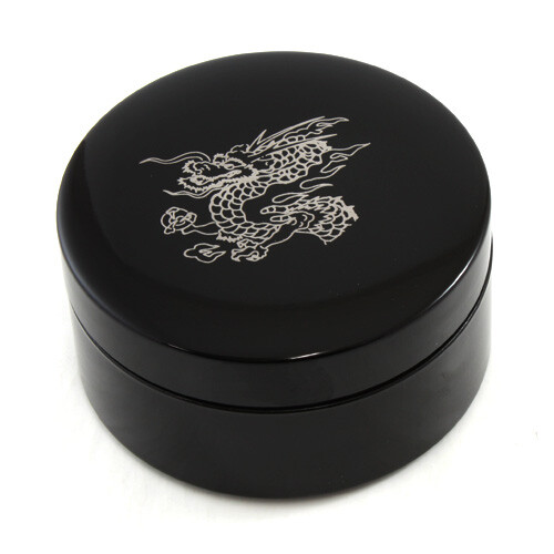 Lackdose mit drachenmotiv - lackdose,